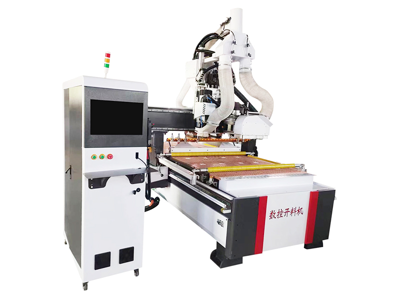 采用這六個(gè)技巧能讓木工數(shù)控開(kāi)料機(jī)開(kāi)出的板更直